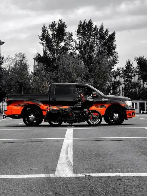 福特猛禽漫彩改色膜火焰涂装,红黑配色 霸气十足_大片_品牌_色彩