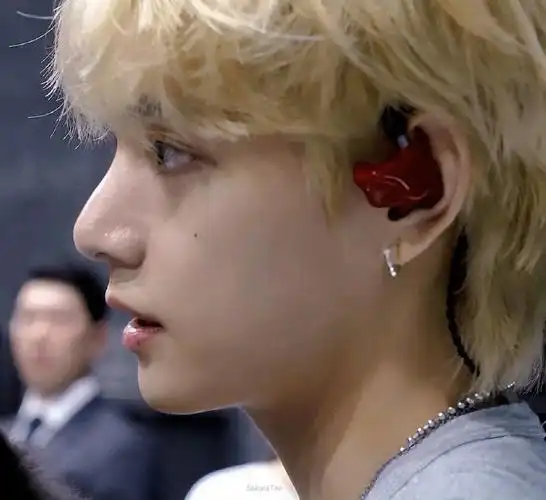 金泰亨#78#金泰亨kpop永一#    拥有超完美黄金比例的侧脸