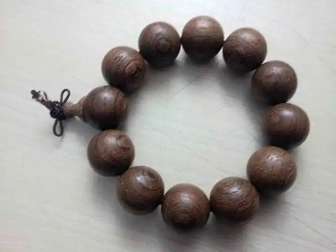 盘玩鸡翅木手串的正确方法有哪些-鞍山生活热线
