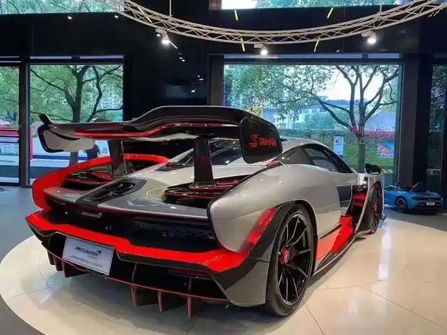 迈凯伦塞纳两门两座硬顶和敞篷跑车