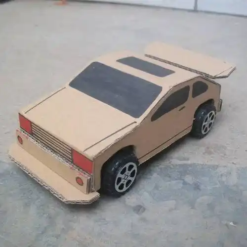 万代幼儿园纸箱小汽车 废物利用创意y变废为宝纸箱板幼儿园小手工制作