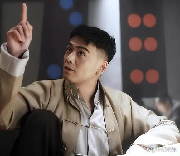 杨烁承诺劈腿便会净身出户到底是给自己的狂妄自大买了单