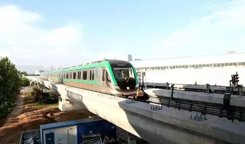 今日,国内首条地铁海底隧道在青贯通!过胶州湾仅需6分钟!_青岛