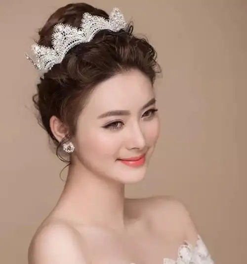 新娘盘发造型怎么样