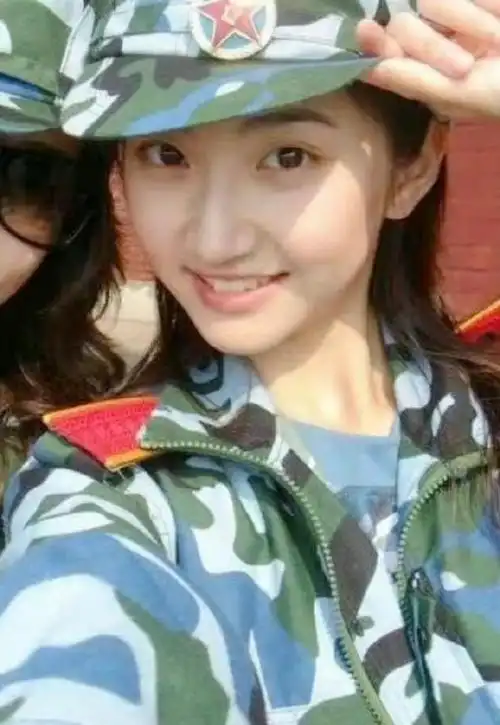 大学时期的景甜