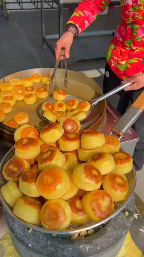 石磨玉米饼!外酥里嫩!