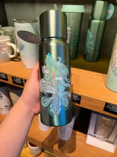 爆款们,大家都入手了吗#星巴克  #星巴克杯子  #星巴克被疯抢的限量