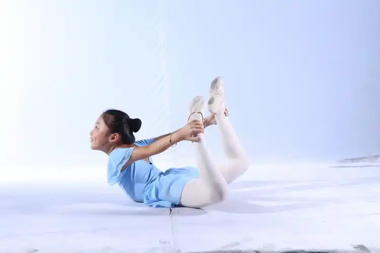 喜欢舞蹈的小女孩