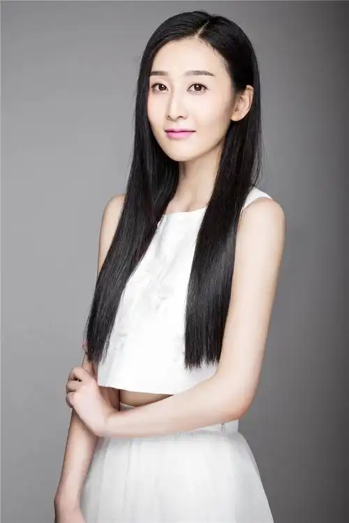 简约大方演员钱璇