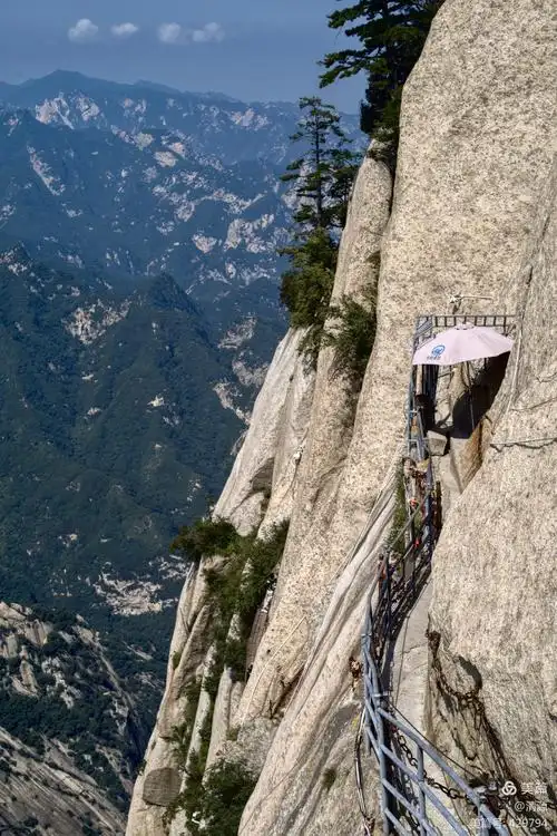 悬崖边的风景 - 又见华山