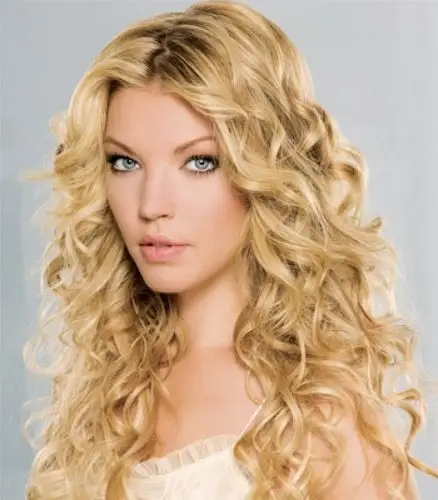 10 long curly haircuts