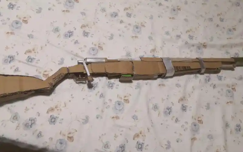 98k抛壳纸板玩具(不可发射.抛壳玩具)