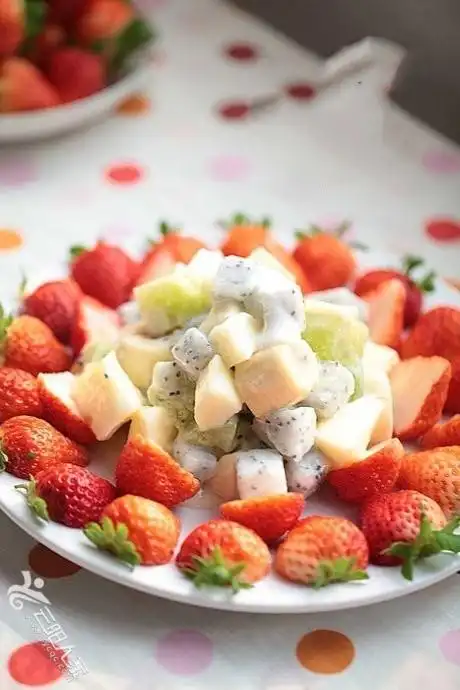 酸奶水果沙拉做法