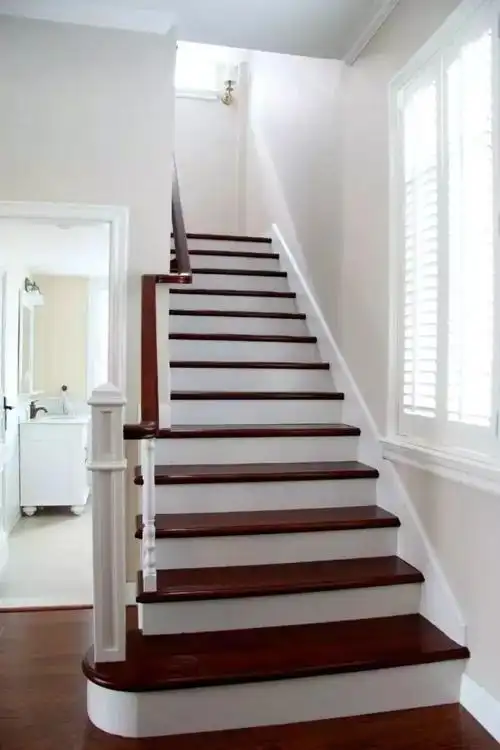 你家与高端住宅之间就差这样的楼梯