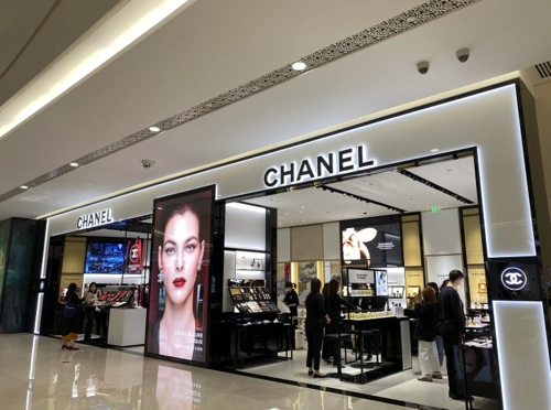 香奈儿西安旗舰店开业亮相高新中大国际