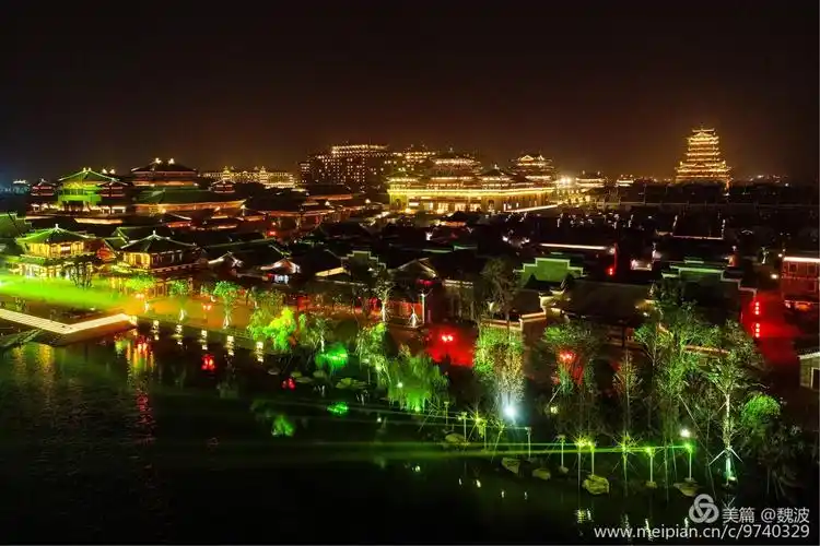 新华联铜官窑古镇