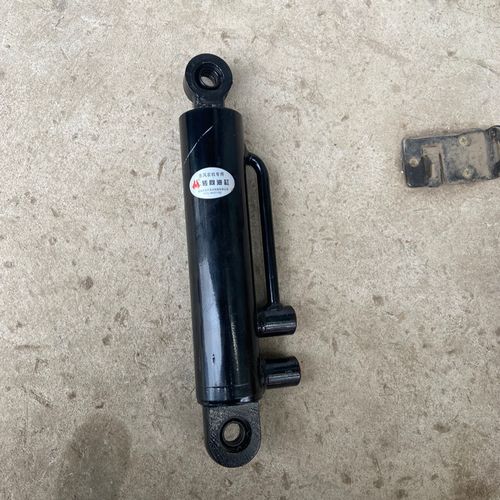 东风554-654-704-804拖拉机转向油缸,方向机油缸.转向机液压缸