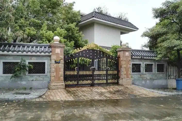 【第一次拍卖】肇庆市端州区七星岩度假区盘古路燊荣豪庭a31幢别墅