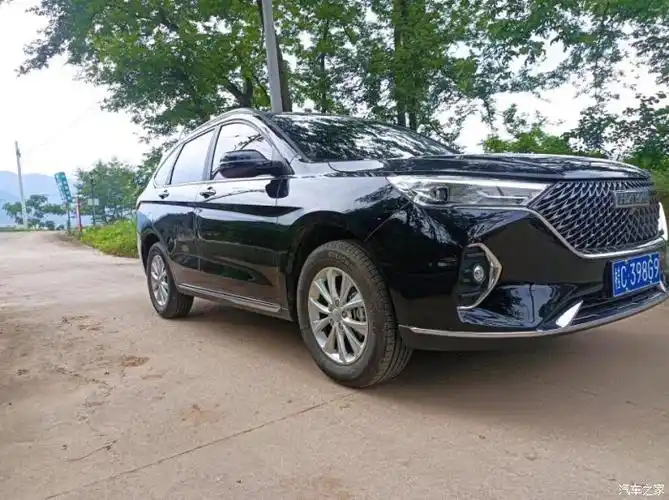 提车2021款哈弗m6自动挡中配一年体验