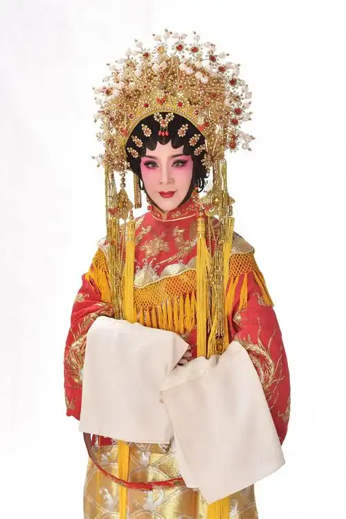 独家专访 | 粤剧名家倪惠英:遨游艺海五十春,身与粤剧共沉浮