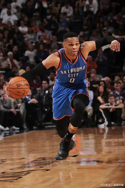 威斯布鲁克:烈火征程,狂热和不屈永存