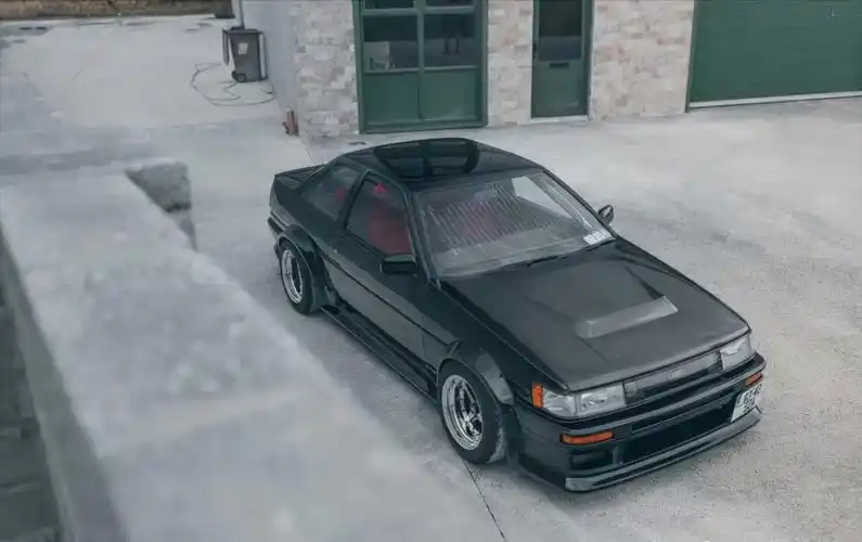 放了15年的丰田ae86,改装后依旧迷人