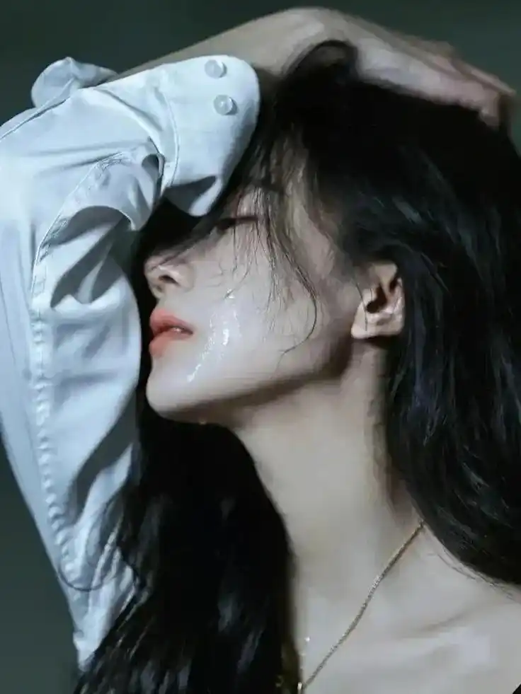 一个爱你的人,就算你把他拉黑了,他还可以通过支