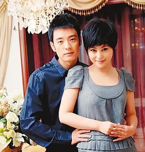 郝蕾:与刘烨离婚后,自己一人养育双胞胎儿子,如今怎么样了