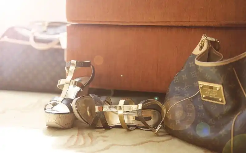 lv,路易威登,louisvuitton,奢侈品,包包,鞋子,生活,lv壁纸图片