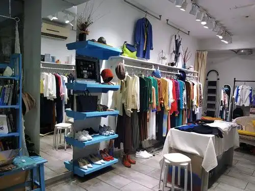 转让!】【天河南】 服装店转让 35平