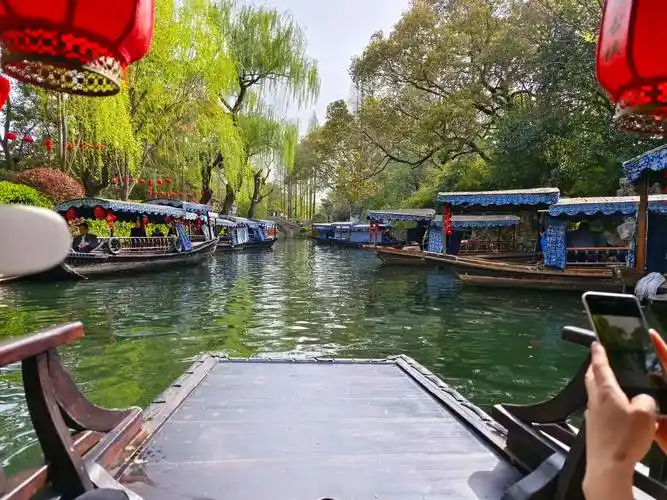 杭州西湖旅游攻略一日游多少钱苏州杭州三日游人均大概费用苏杭经典