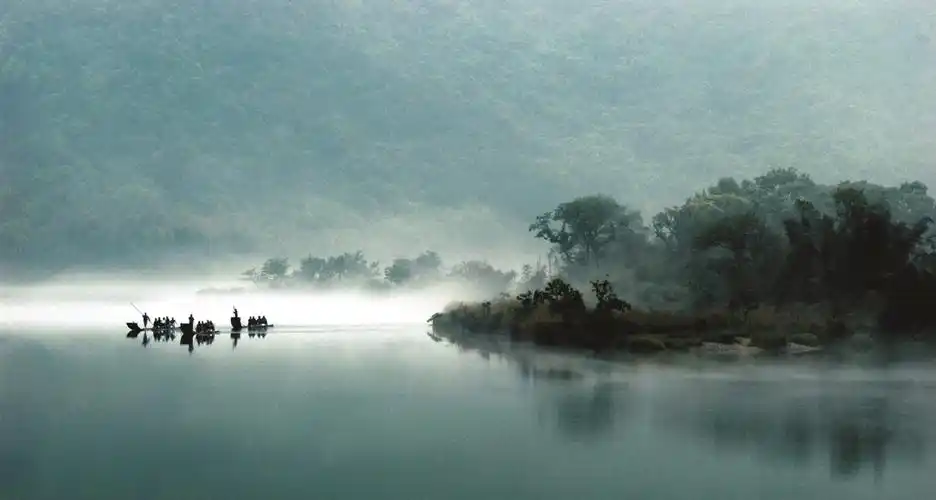 "九鲤溪瀑两岸滩林秀美让你领略"潮平两岸阔"的壮美晴川海滨如蓬莱