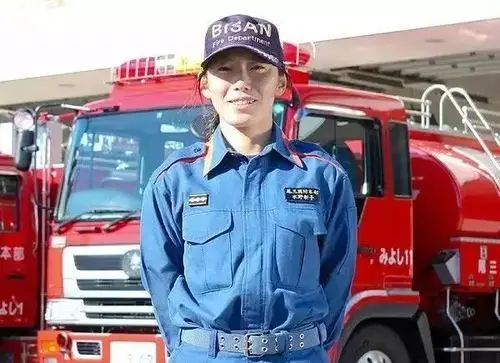 日本的消防员是怎样的一群人首先是工资高