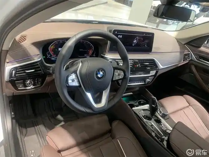 23款宝马530li领先型