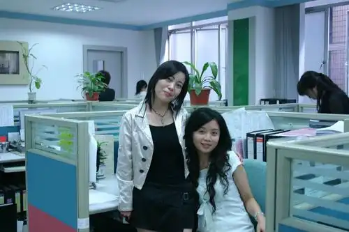 我的美女同事,你更喜欢哪一个