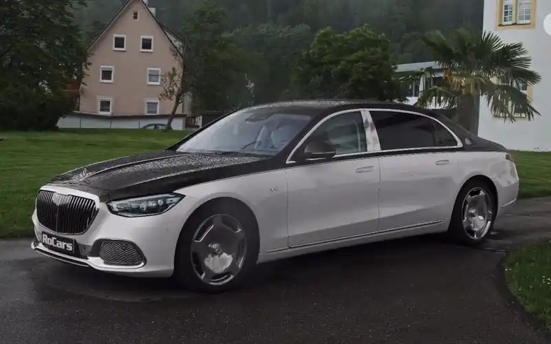 奔驰迈巴赫s680 穿掉色的衣服不能坐我车_哔哩哔哩_bilibili