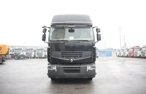 雷诺premium 380 dxi系列重卡 380马力 6x2 牵引车(中提升桥)