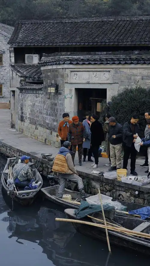 古镇里的人间烟火气