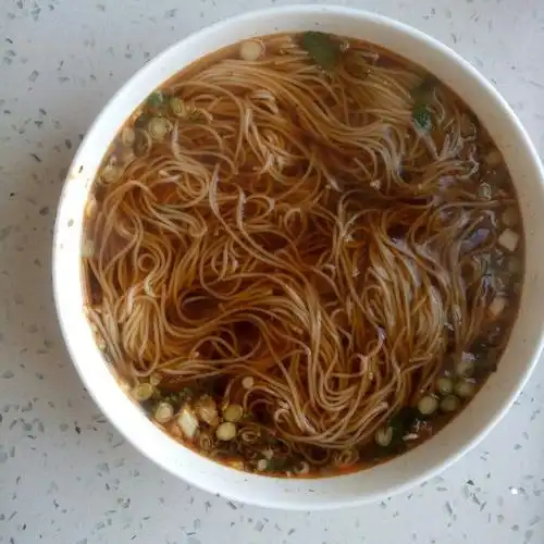 ωǒ┈╁◆幸福做的小葱麻油酱油面