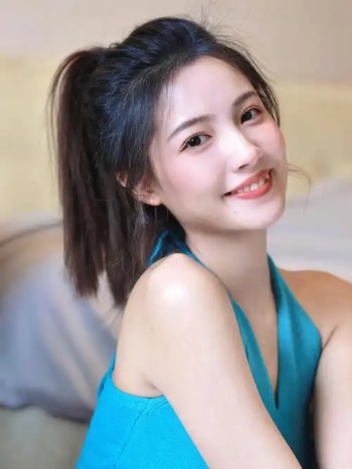 减龄元气高马尾少女感