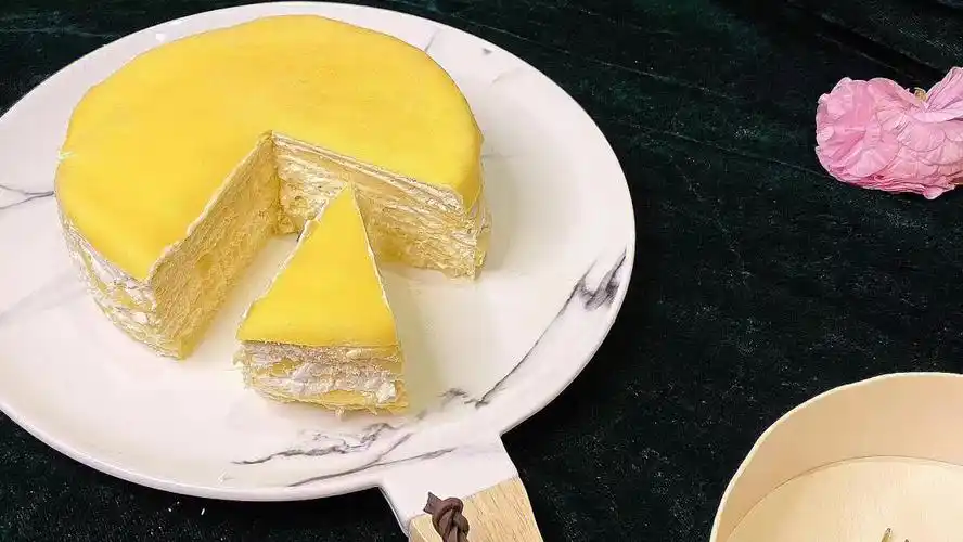 到哭喜欢吃榴莲的姐妹快冲,我已经无法用语言形容它的好吃了#千层蛋糕