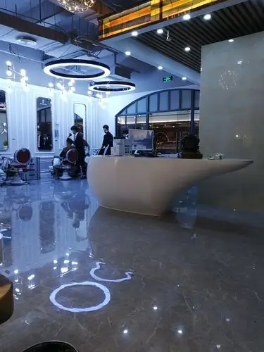 阿洋私人订制美发工作室(朗悦公园茂店)