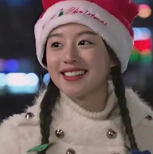 找到啦是金智媛美女的圣诞头像