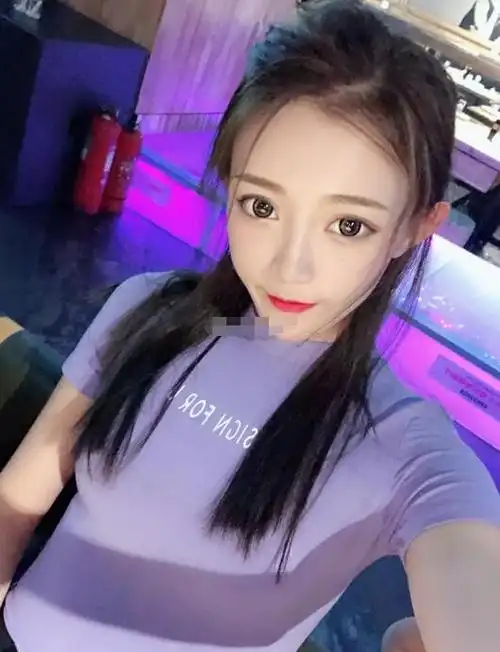 快手小伊伊个人资料简介 小伊伊和牌牌琦怎么在一起的 - 品度娱乐