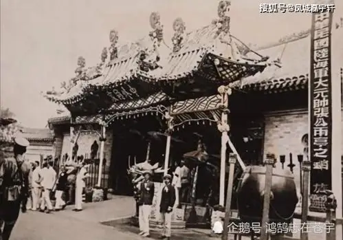 历史瞬间关东军在大帅府吊唁张作霖图五李小龙的葬礼盛况空前