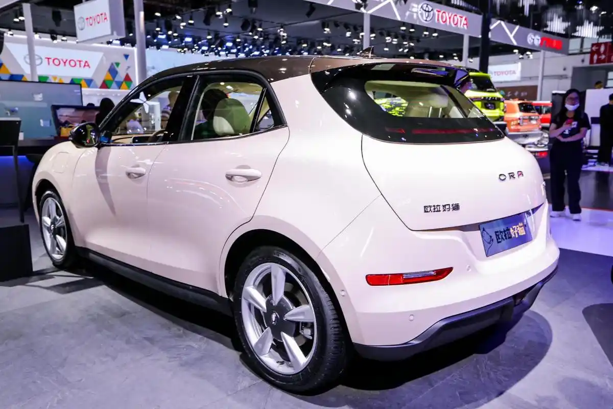 适合城市代步的新能源小型车颜值杠杠的它们真的很小吗