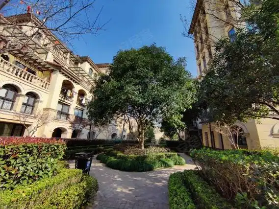 杭州临平临平北绿城蓝庭(西区)绿城蓝庭(西区) 小日子 自住精装有车位