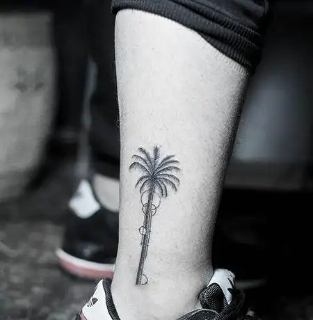 脚踝创意椰树纹身图片