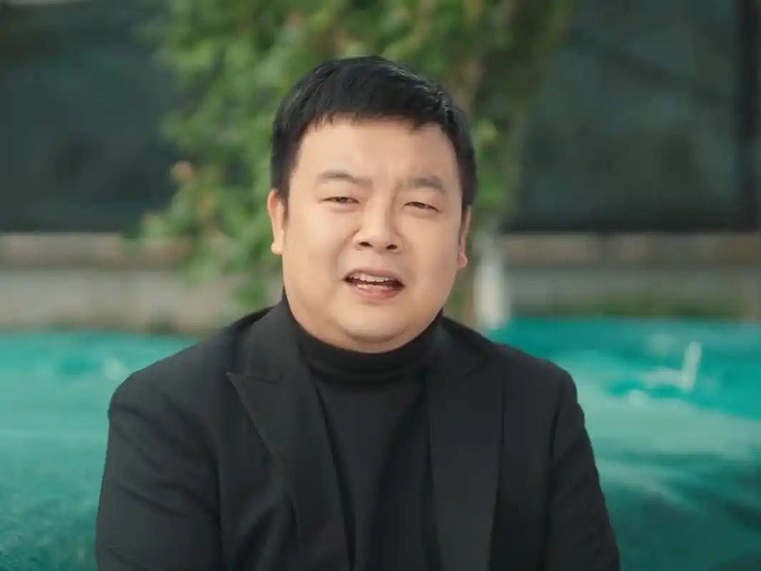 喝酒被处分的洪涛,撞脸《陈翔六点半演员》猪小明,真的是神似