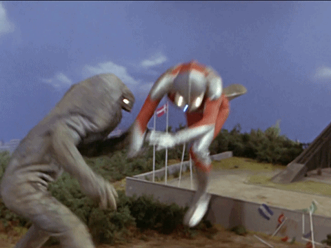 看不见的敌人,怪兽是人类变的,奥特曼:看我用水滋你!